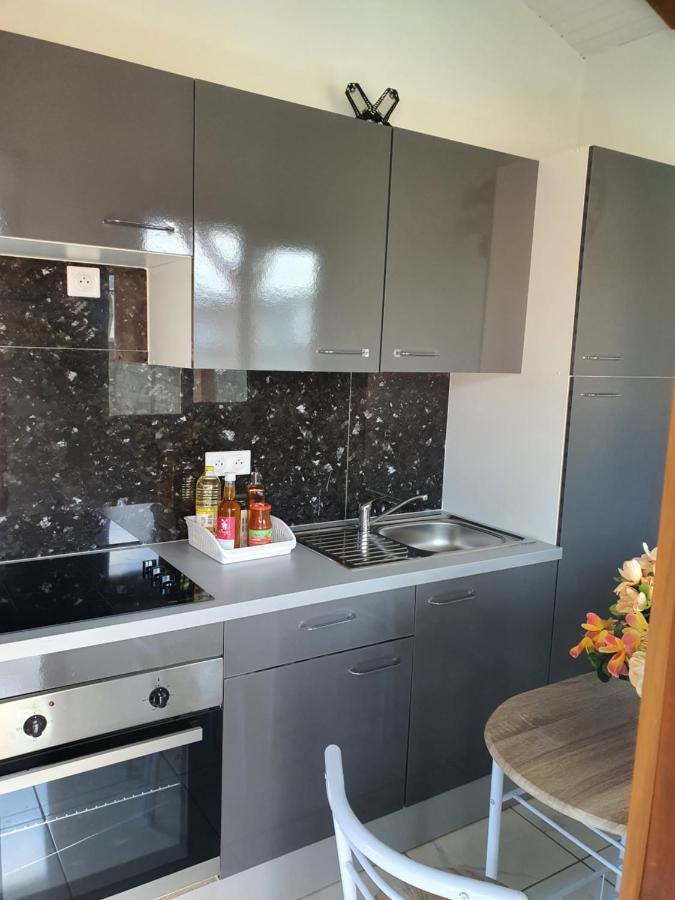 Bungalow Vacances Sainte-Rose Habitación foto